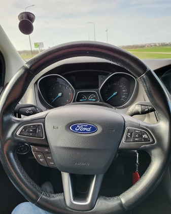 Ford Focus cena 28500 przebieg: 217700, rok produkcji 2017 z Zabrze małe 92